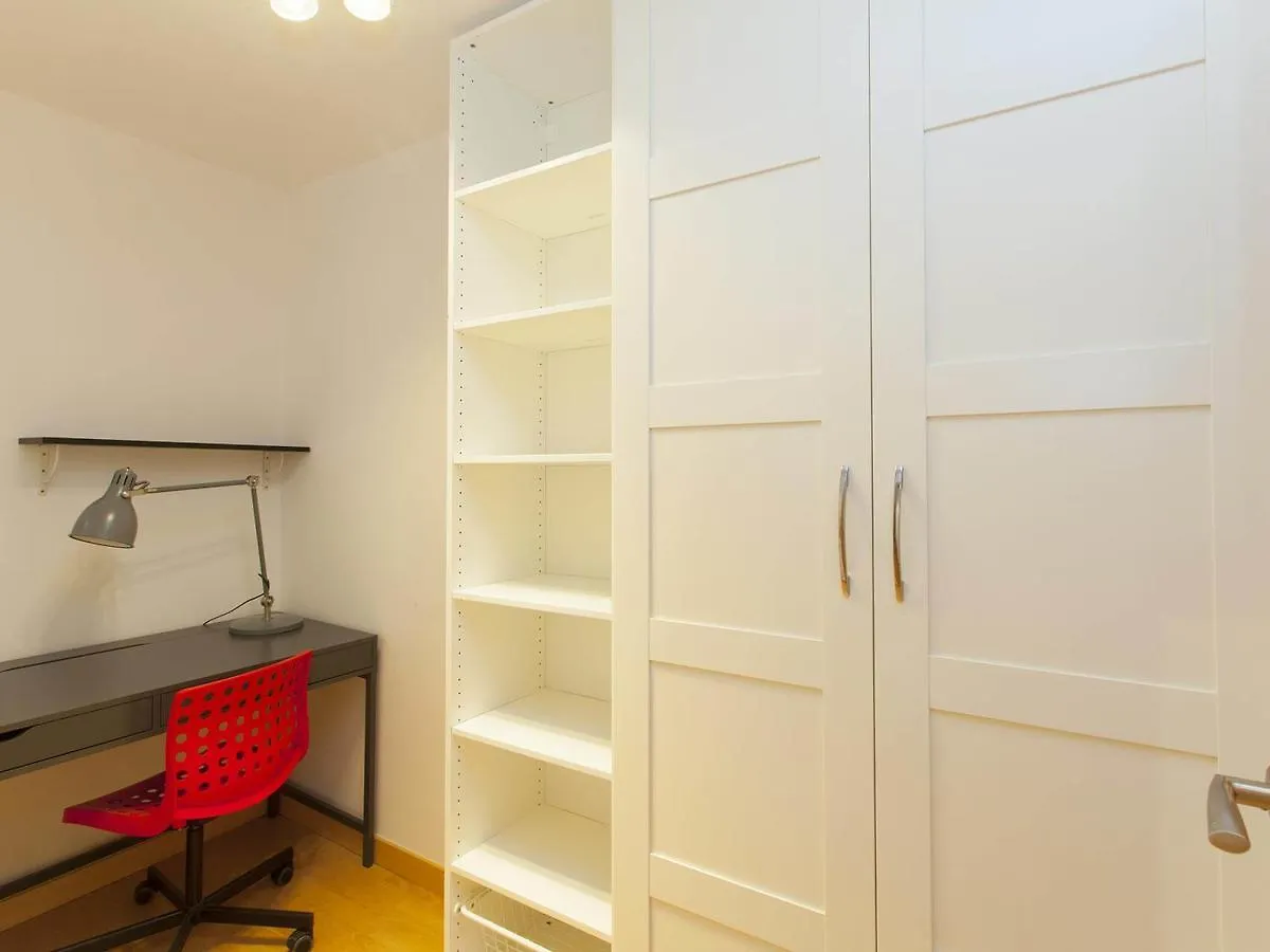 Apartment Eixample Left バルセロナ 0*,  スペイン